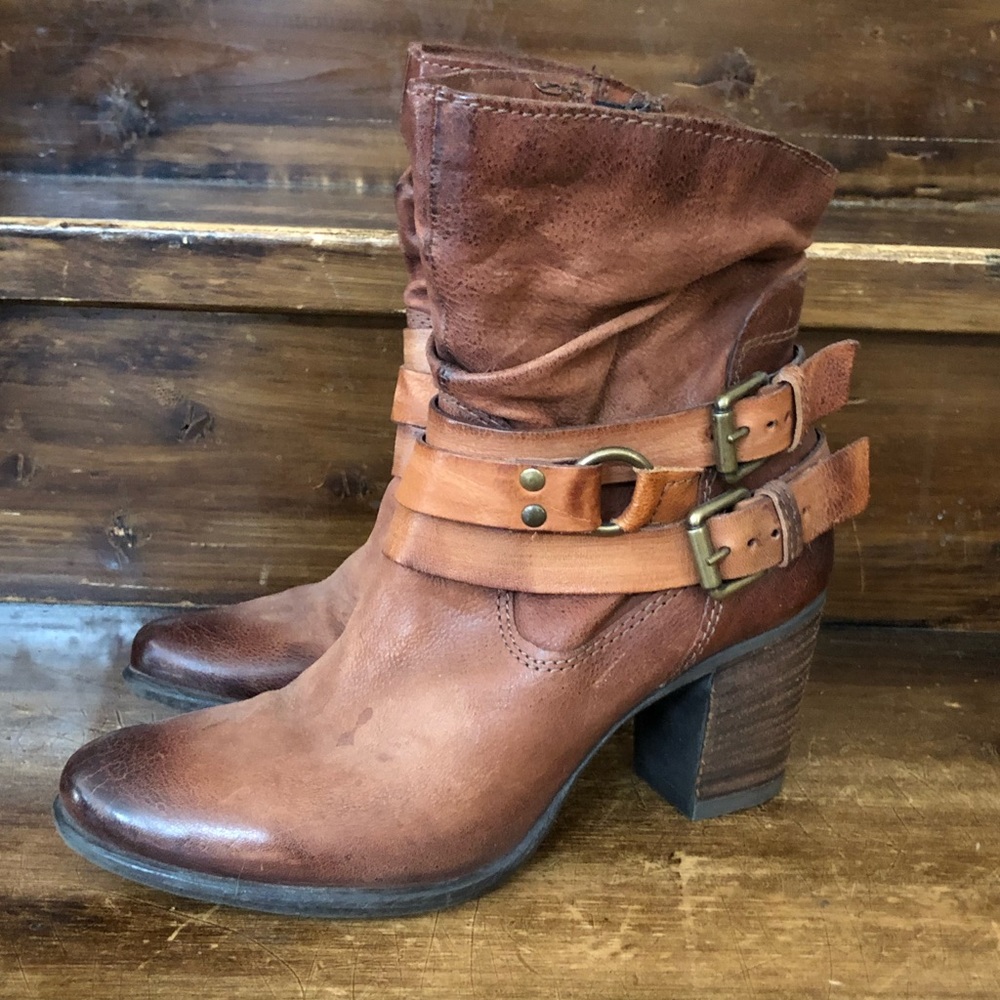 Mjus heeled bootie